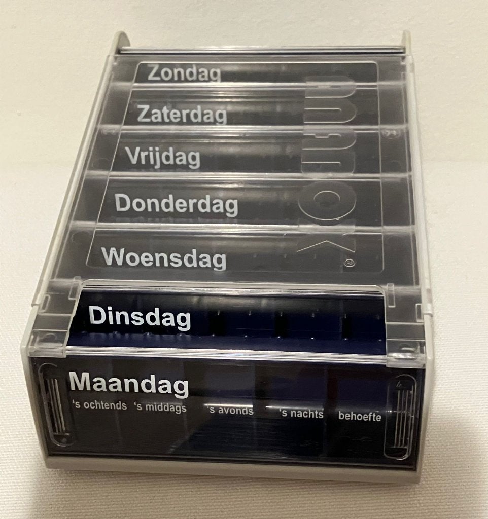 Verschillende pillen week organizers o.a. Anabox, Ophalen, Zo goed als nieuw