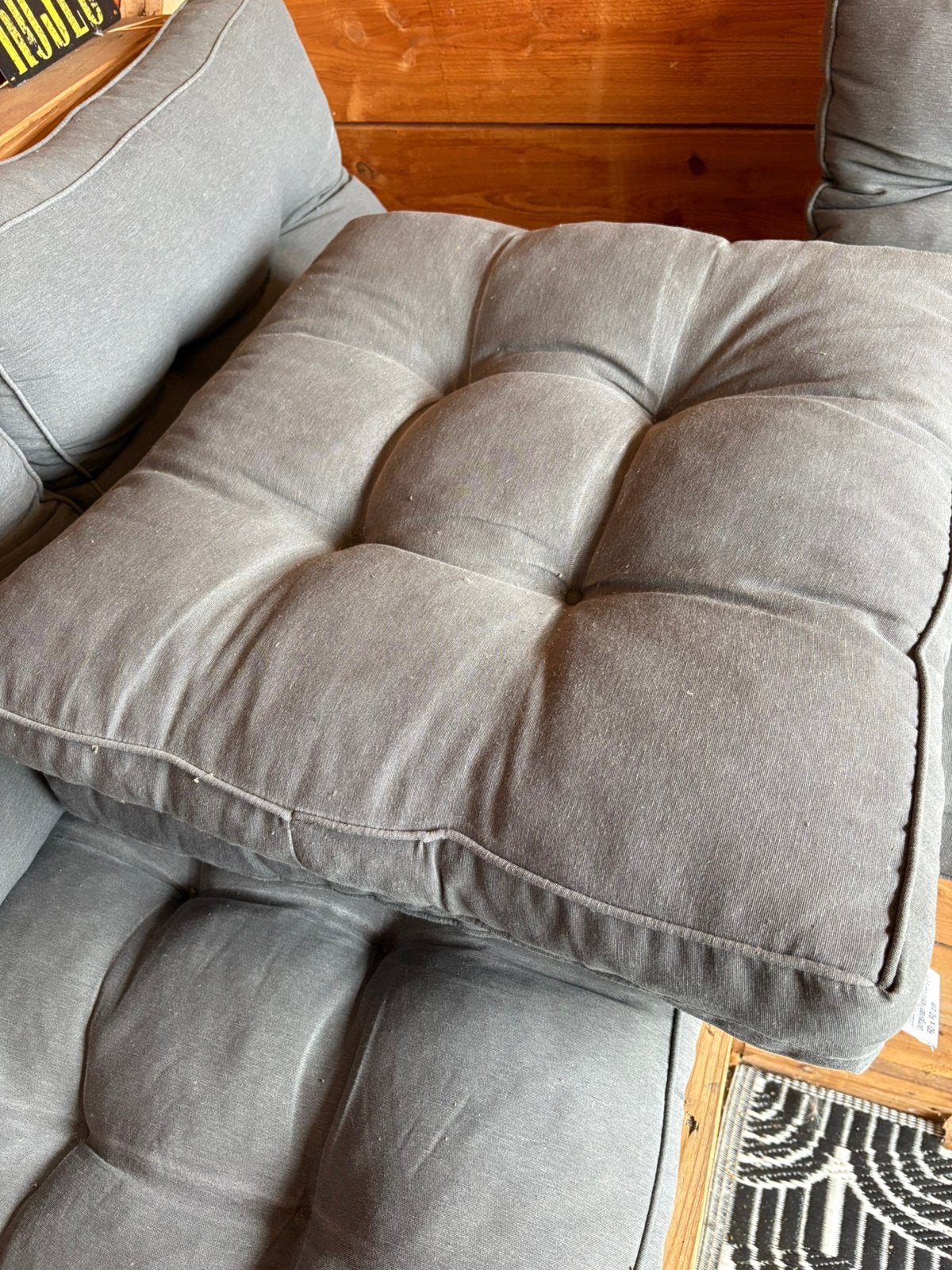 2 stuks Loungekussen madison Florence grijs 60x60, Ophalen