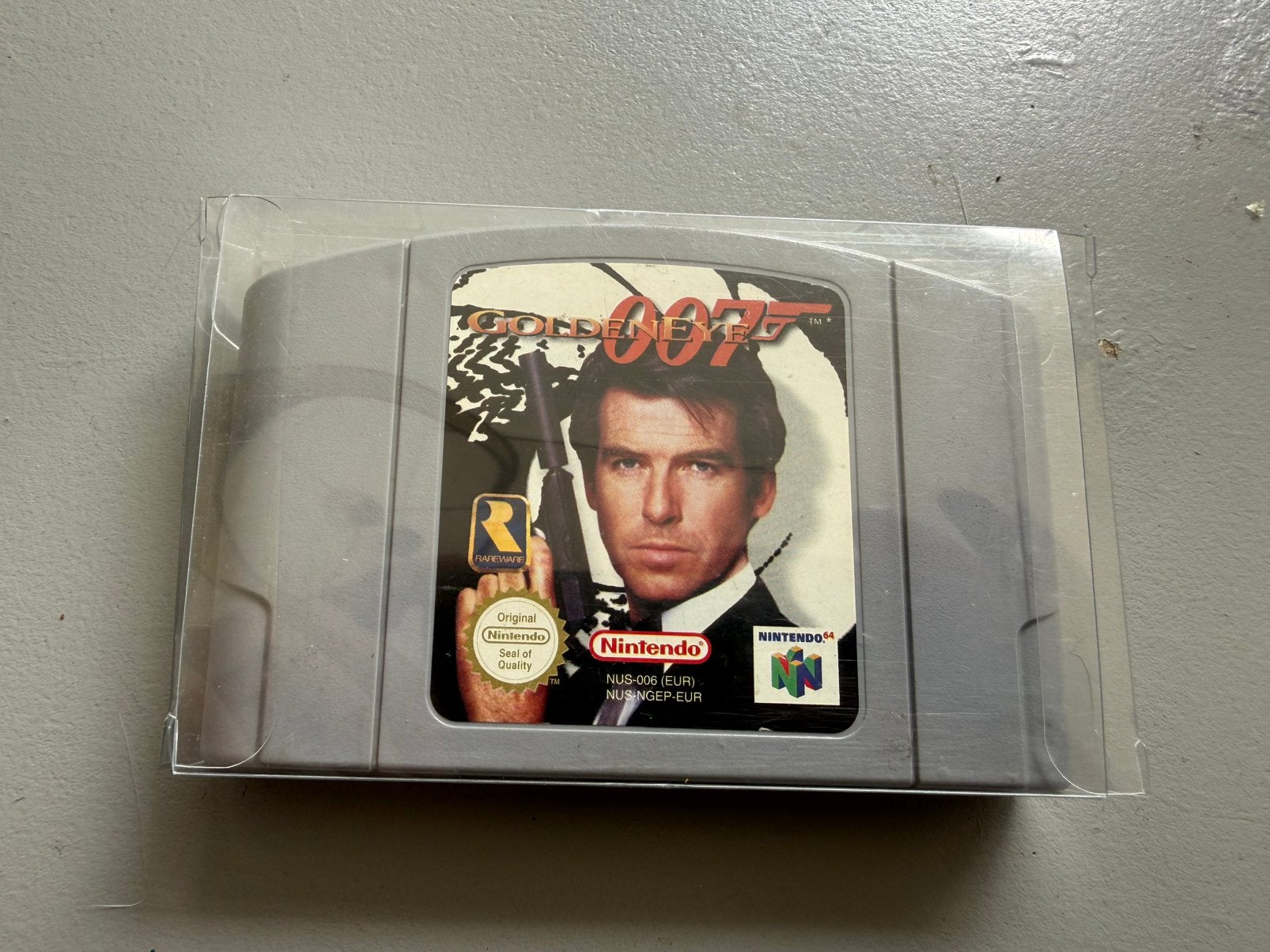 N64 James bond goldeneye (getest), Spelcomputers en Games, Shooter, 1 speler, Ophalen of Verzenden, Zo goed als nieuw