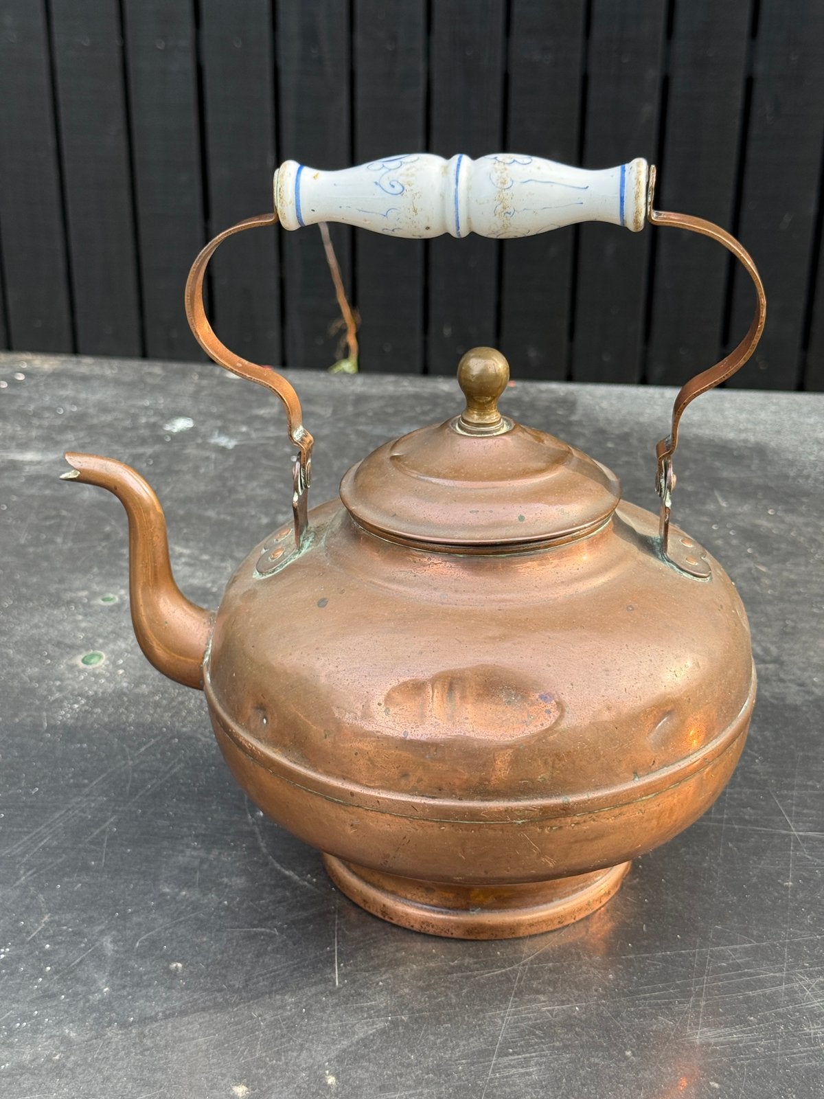 Koperen theepot, Ophalen, Koper