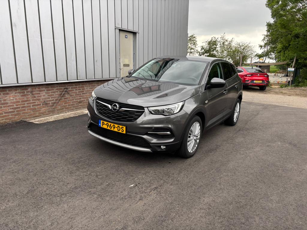 Opel Grandland X 1.2 Turbo 130pk S&S Aut 2018 Grijs, 1199 cc, Lichtsensor, Leder en Stof, 19 km/l