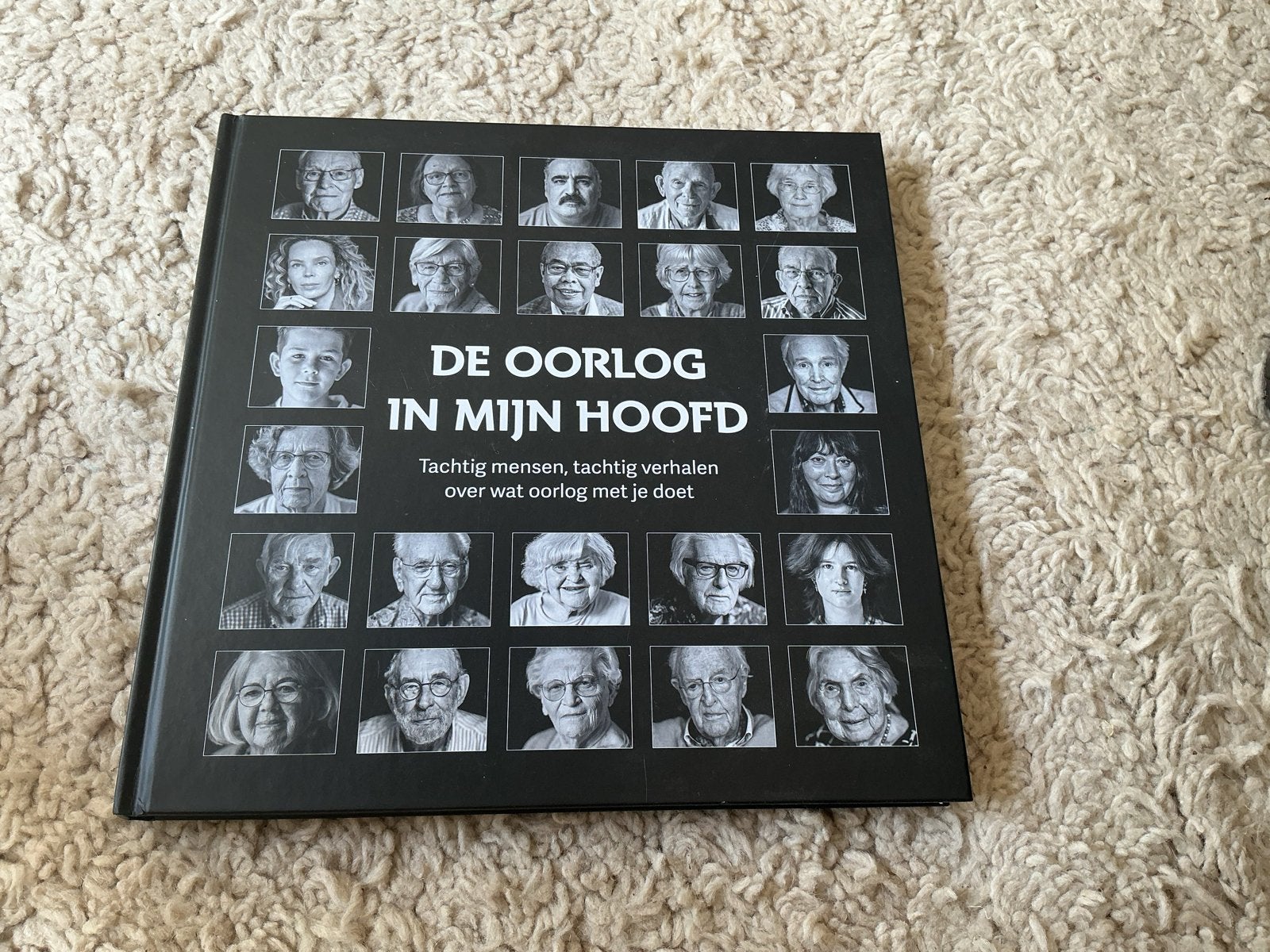 De Oorlog in mijn Hoofd - Tachtig verhalen over oorlog, Boeken, Ophalen of Verzenden, 1945 tot heden, Zo goed als nieuw, Algemeen