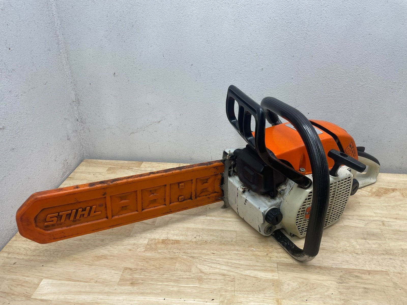 Stihl Woodboss 028 AV Kettingzaag - Start Direct, Krachtig, Doe-het-zelf en Verbouw, Ophalen of Verzenden, 1200 watt of meer, Kettingzaag