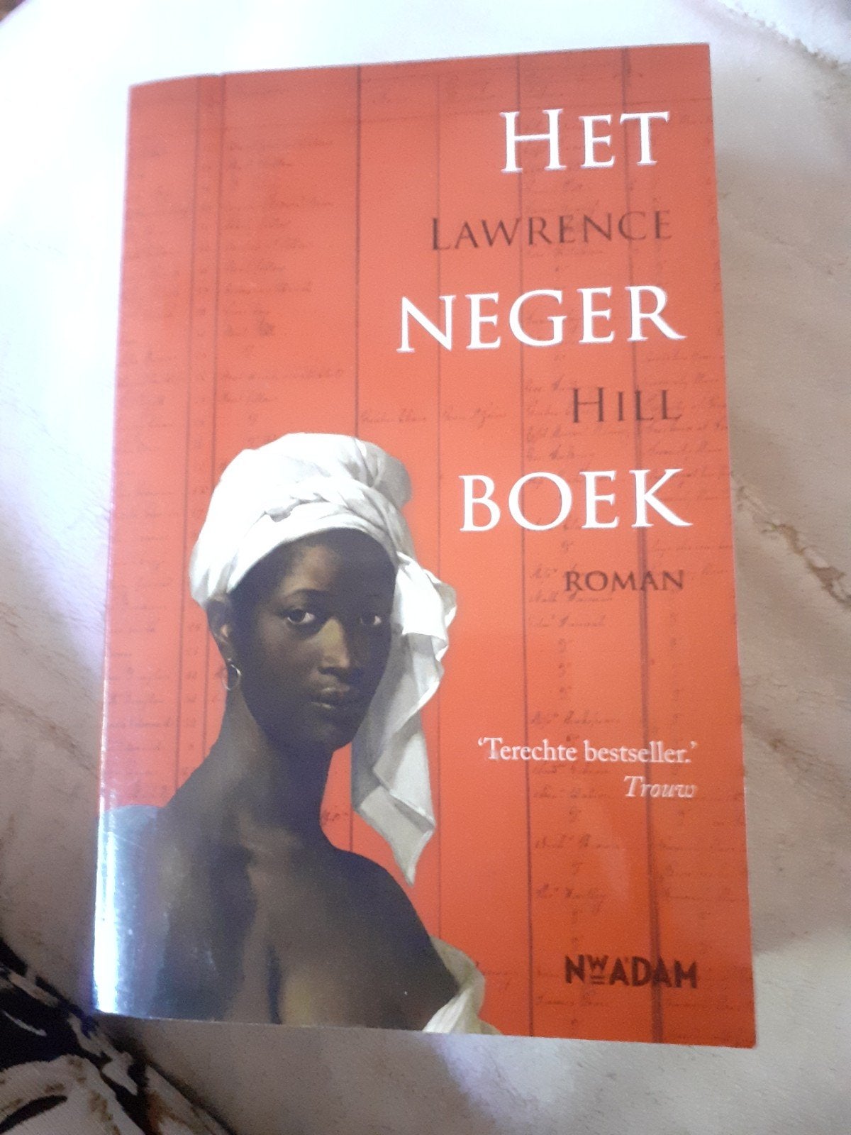 Het Negerboek - Lawrence Hill, Ophalen of Verzenden, Zo goed als nieuw