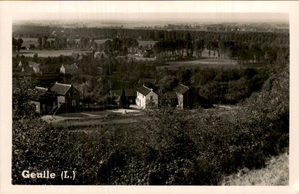 Geulle - Centrum van het dorp - Snijdersberg, Verzamelen, Ansichtkaarten | Nederland, Ophalen of Verzenden, 1940 tot 1960, Ongelopen