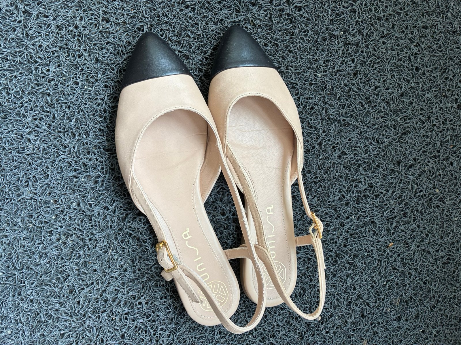 Unisa leren slingbacks beige maat 39 zgan, Verzenden, Zo goed als nieuw, Beige