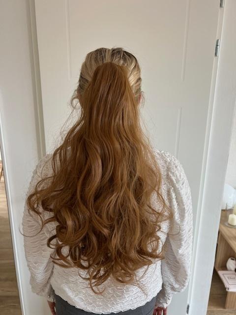Staart met klem  50 cm Bruin/koperkleurig, Sieraden, Tassen en Uiterlijk, Uiterlijk | Haarverzorging, Ophalen of Verzenden, Nieuw