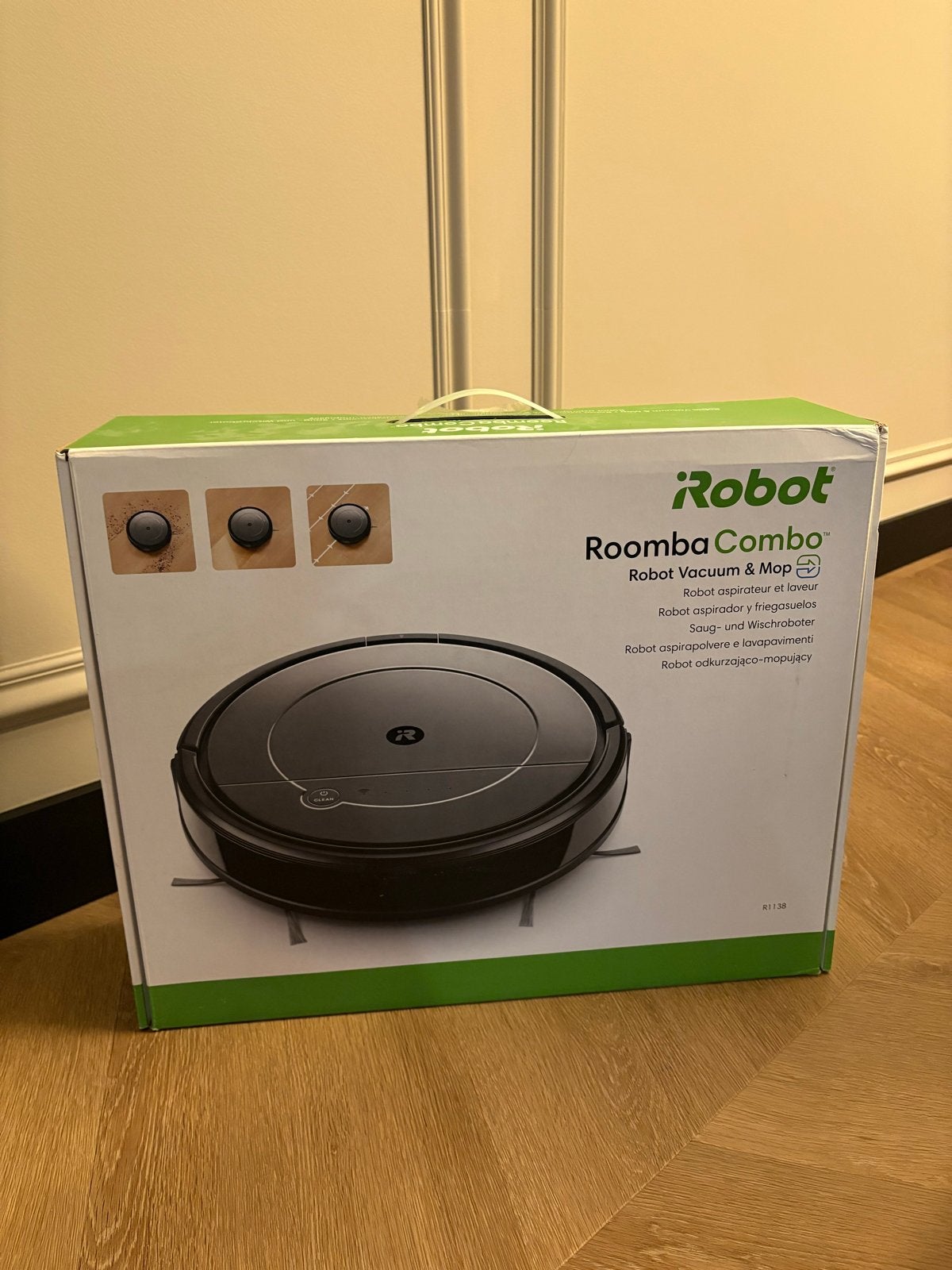 iRobot Roomba Combo Robotstofzuiger & Dweil, Ophalen, IRobot, Zo goed als nieuw, Robotstofzuiger