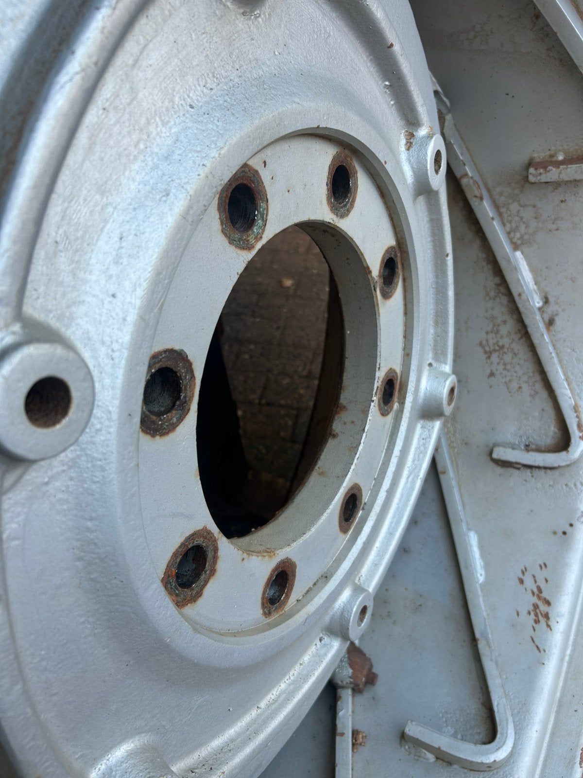 Deutz wielen 20.8-38, Ophalen