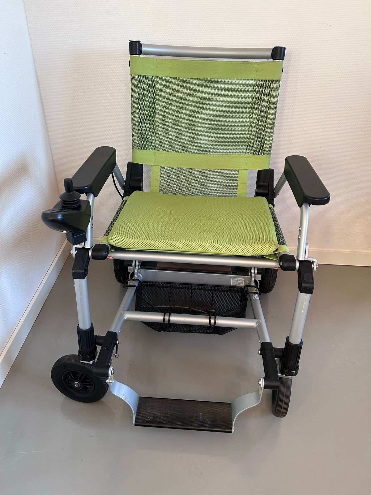 Splitrider rolstoel, Ophalen, Zo goed als nieuw