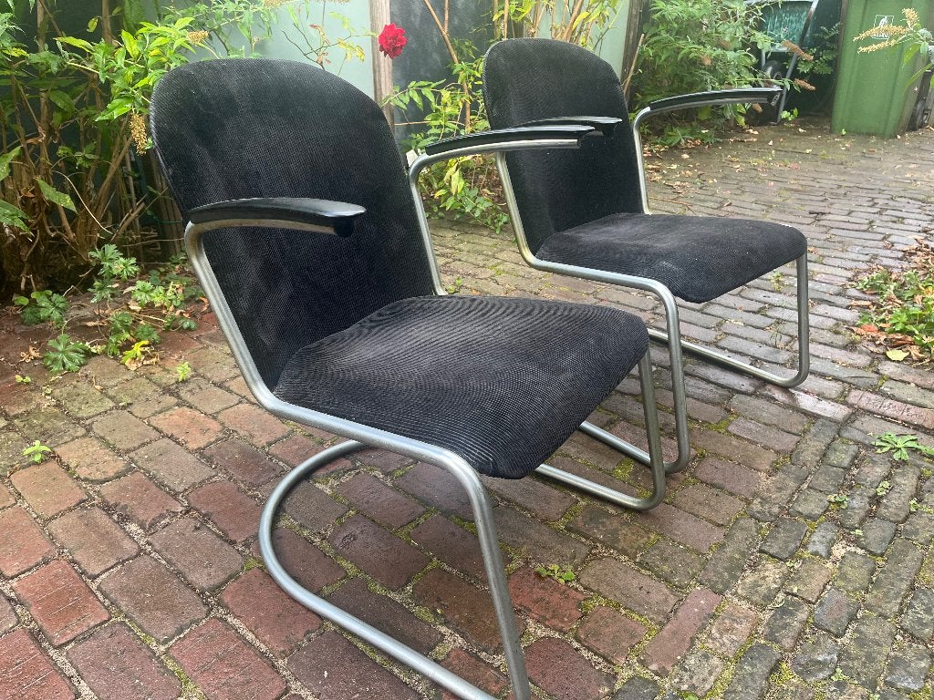 2 Gispen 413 fauteuils zwarte rib en bakeliet, Huis en Inrichting, Fauteuils, Ophalen, Gebruikt, Hout, 75 tot 100 cm