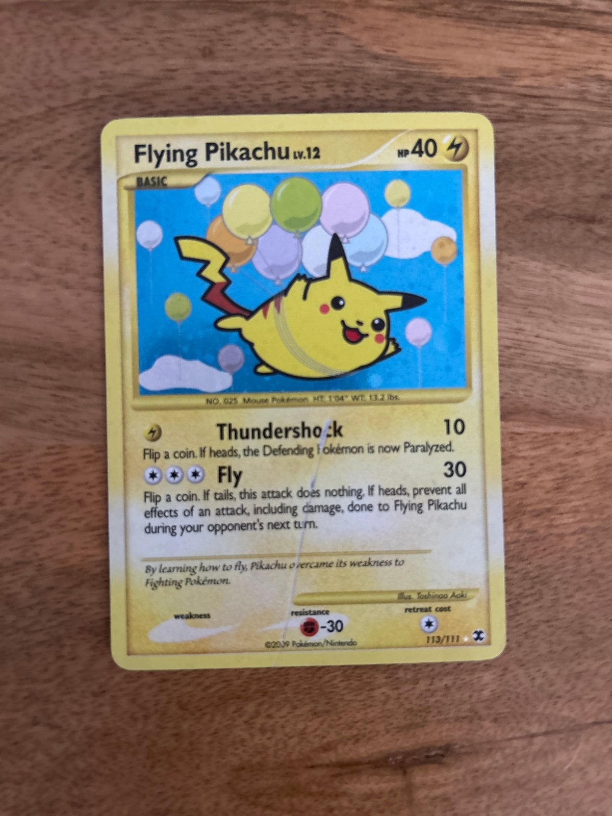 Flying Pikachu Pokémon Kaart (2009) - Zeer Zeldzaam, Ophalen of Verzenden, Gebruikt, Losse kaart