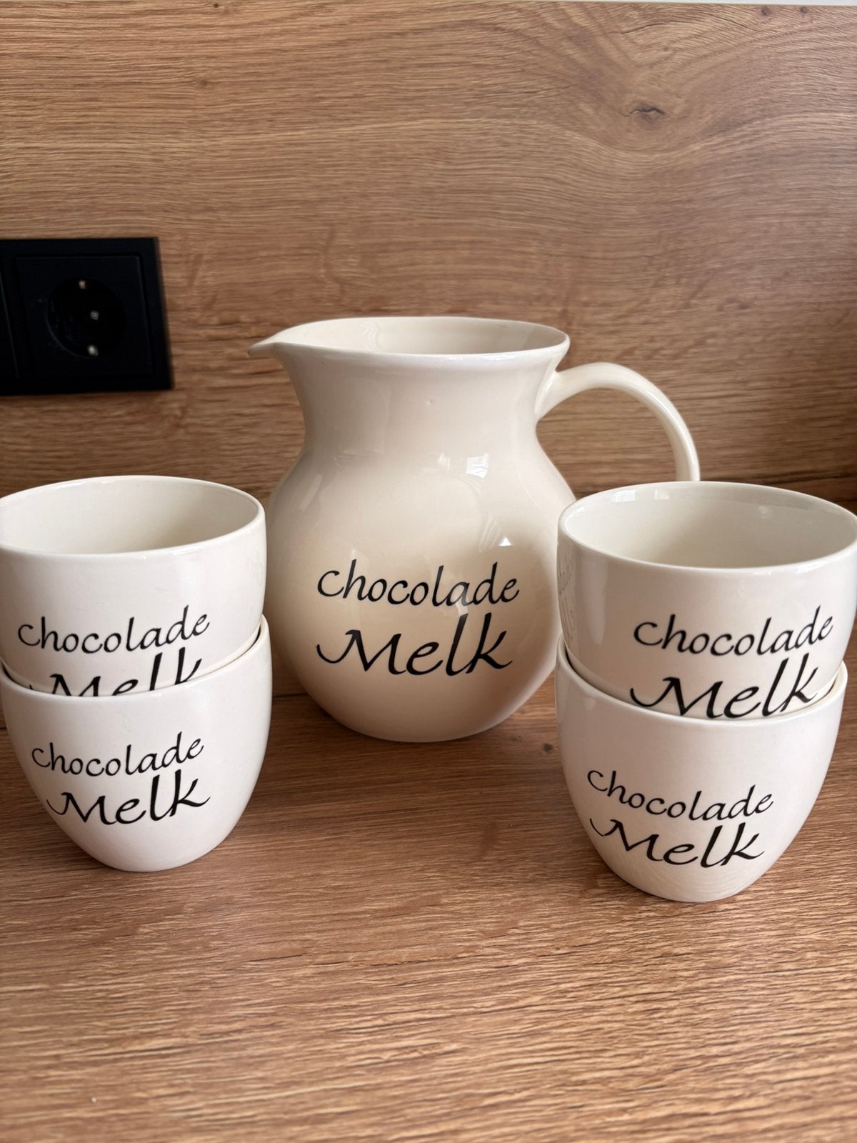 Chocomel kan met mokken, Ophalen of Verzenden, Zo goed als nieuw, Overige stijlen, Aardewerk