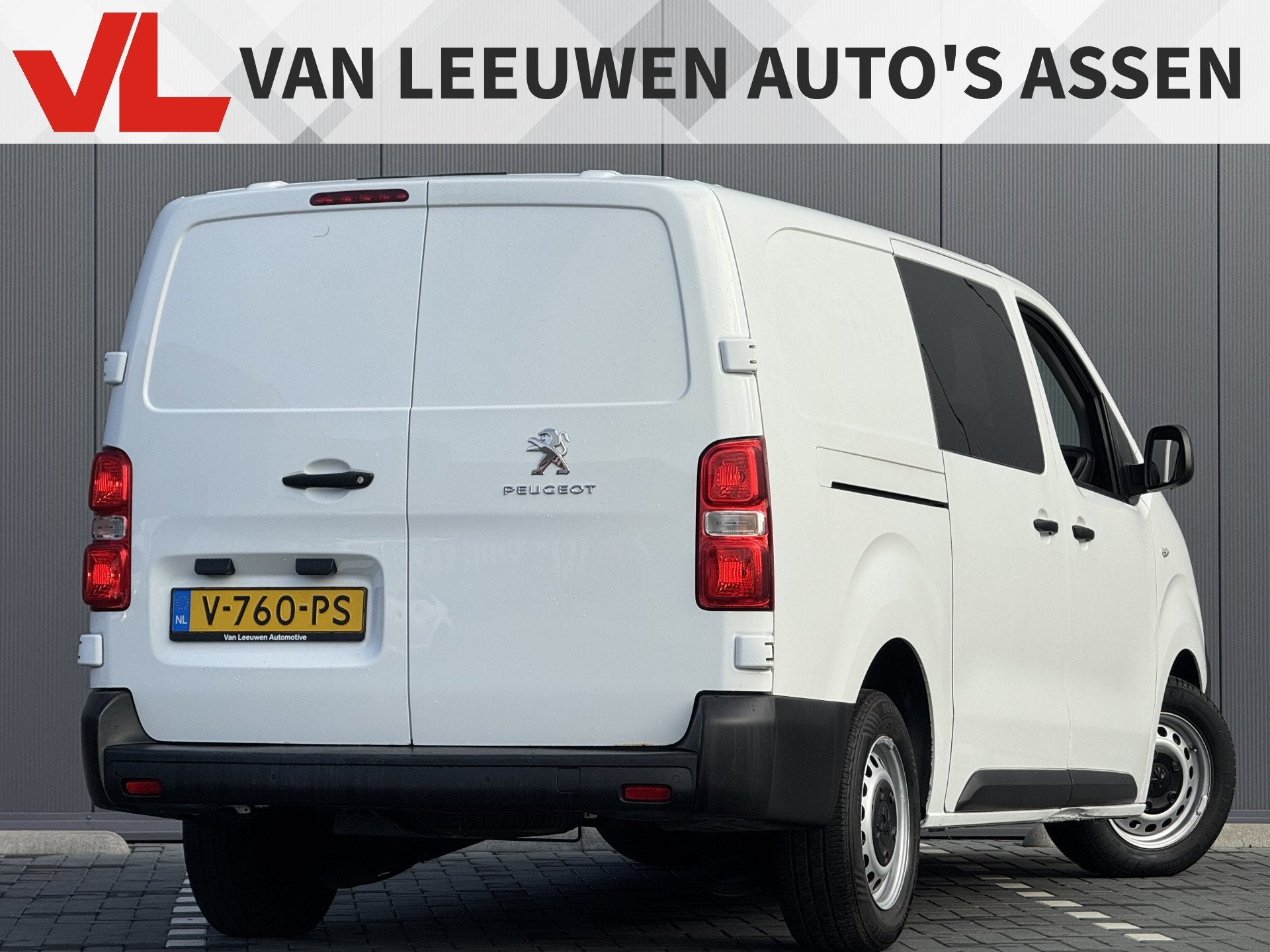 Peugeot Expert 231L 2.0 BlueHDI 120 DC Pro, Auto's, Bestelauto's, Voorwielaandrijving, Stof, Gebruikt, 4 cilinders