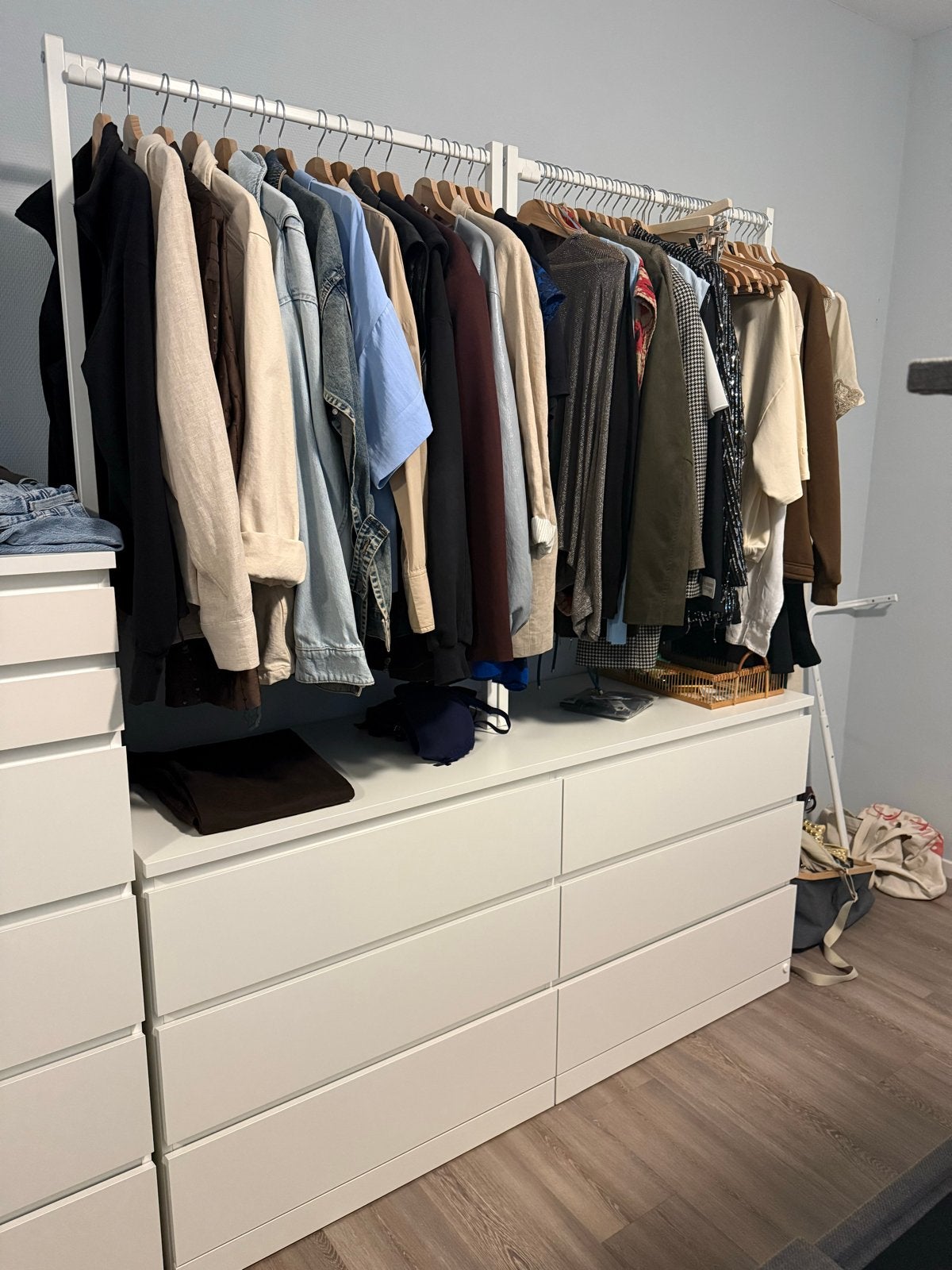 IKEA MALM ladekasten met NORDLI kledingroedes, Ophalen, Overige materialen, Gebruikt, 5 laden of meer