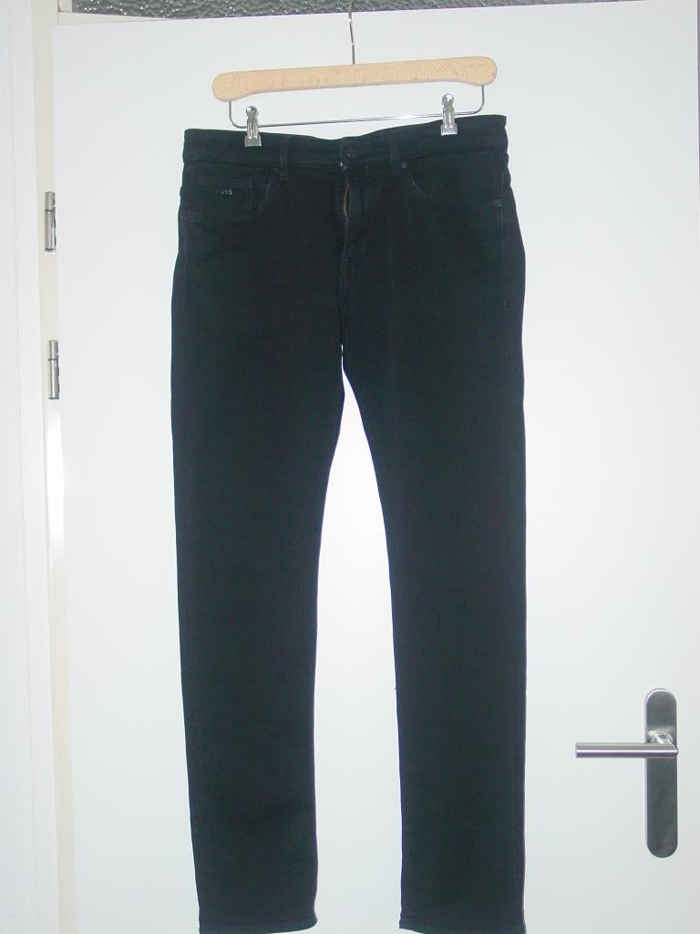 Zwarte Hugo Boss jeans, Slimfit maat W34/L32, Kleding | Heren, Spijkerbroeken en Jeans, Zwart, Ophalen of Verzenden, Zo goed als nieuw