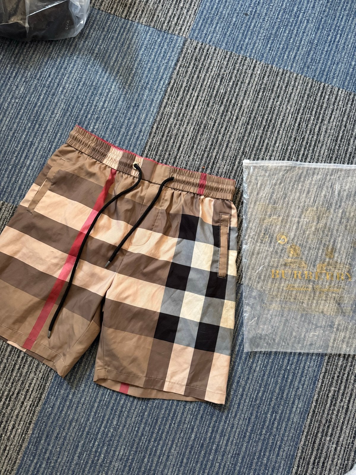 Burberry Zwemshort Maat M, Kleding | Heren, Ophalen of Verzenden, Maat 48/50 (M), Meerkleurig, Zwemshort