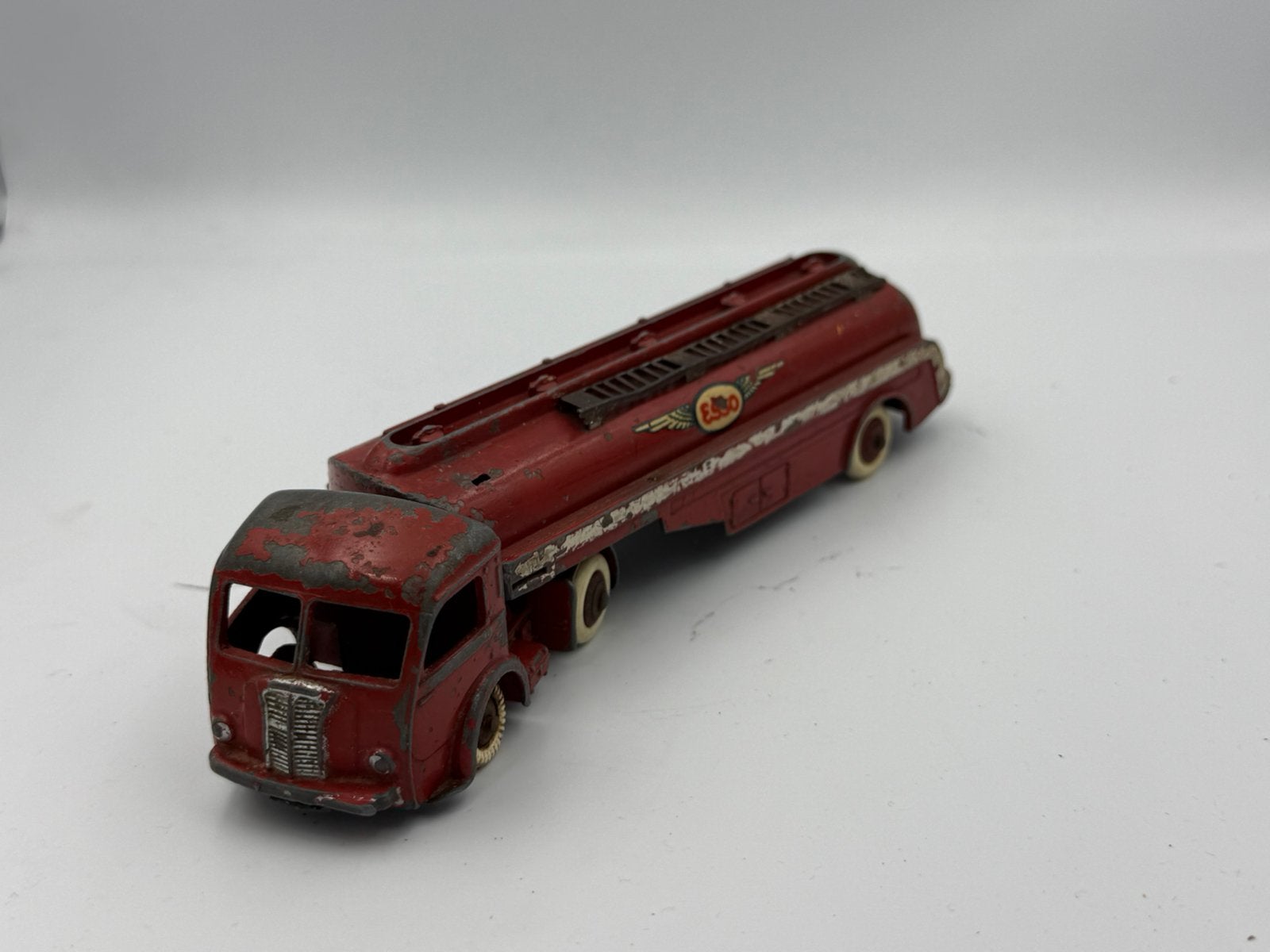 Dinky Toys Tracteur Panhard EssoCiternr titan 32G, Hobby en Vrije tijd, Modelauto's | 1:43, Ophalen of Verzenden, Zo goed als nieuw