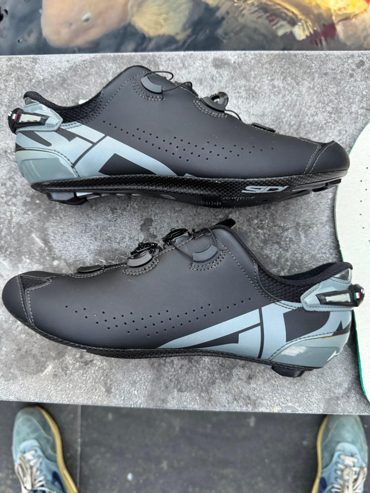 nieuwe sidi shot 2S maat 44, Fietsen en Brommers, Fietsaccessoires | Fietskleding, Ophalen of Verzenden, Zo goed als nieuw, Overige maten