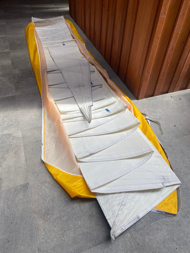 Genua 3 (105%) UK-De Vries Sails 28,7m2, Watersport en Boten, Ophalen, 6 meter of meer, Gebruikt, 15 tot 30 m²
