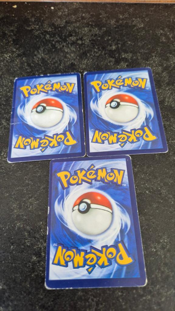 Pokémon Calyrex VMAX Kaarten - Set van 3, Ophalen of Verzenden, Zo goed als nieuw, Meerdere kaarten, Foil