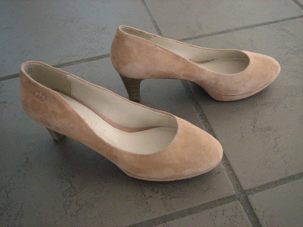Chique nude suede pumps van JOSEF SEIBEL 39-40 snazzeys, Pumps, Beige, Nieuw, Ophalen of Verzenden