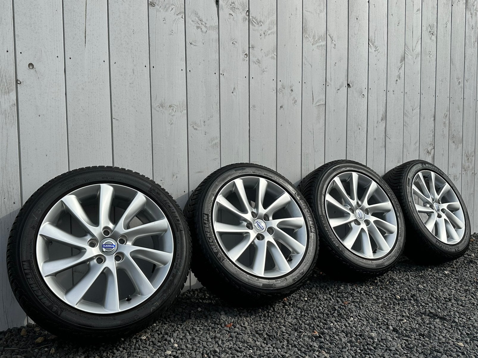 Winterset Volvo V60 | Origineel | ET 50, Ophalen, 215 mm, Banden en Velgen, 17 inch