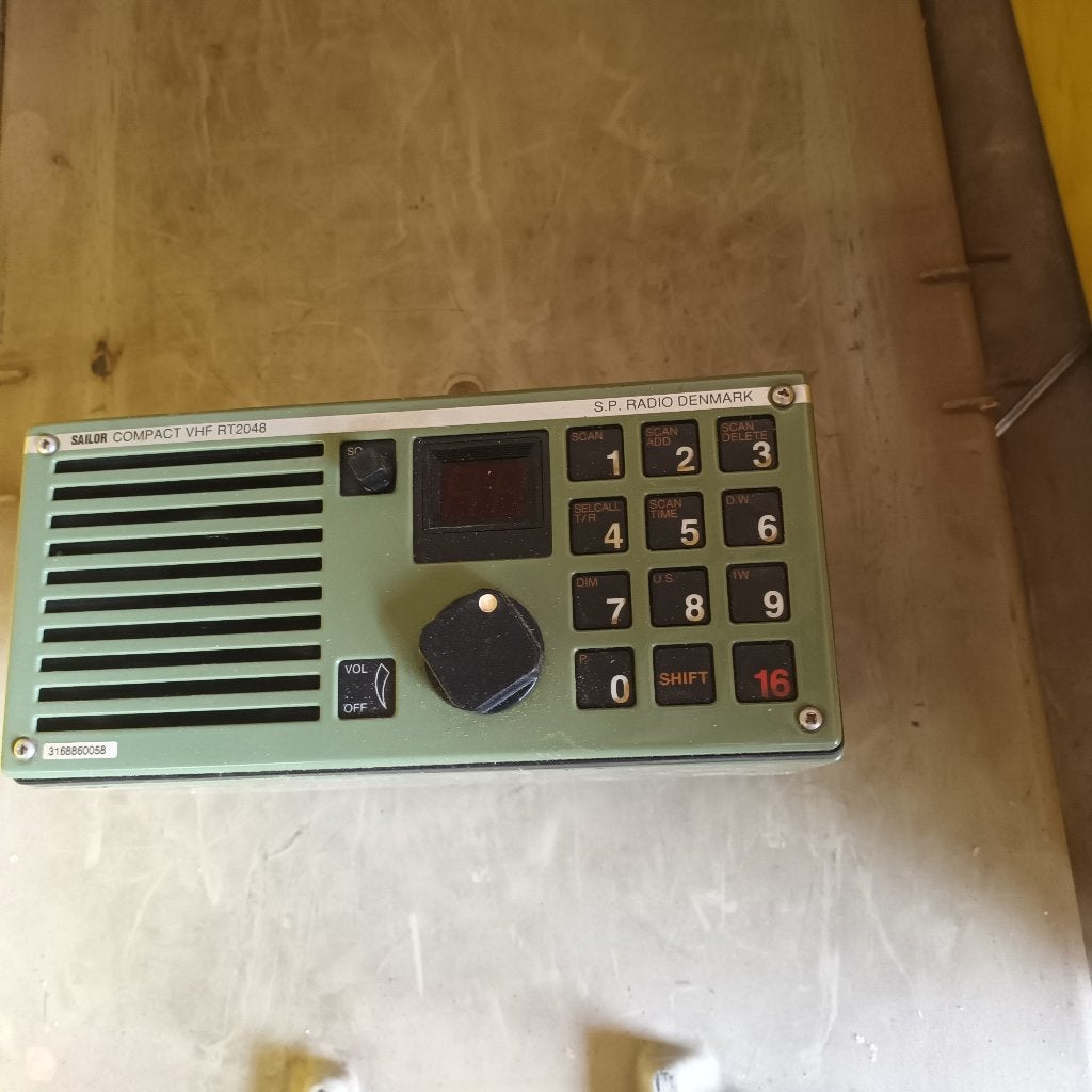 Marifoon sailor compact vhf rt 2048, Ophalen, Gebruikt, Overige typen
