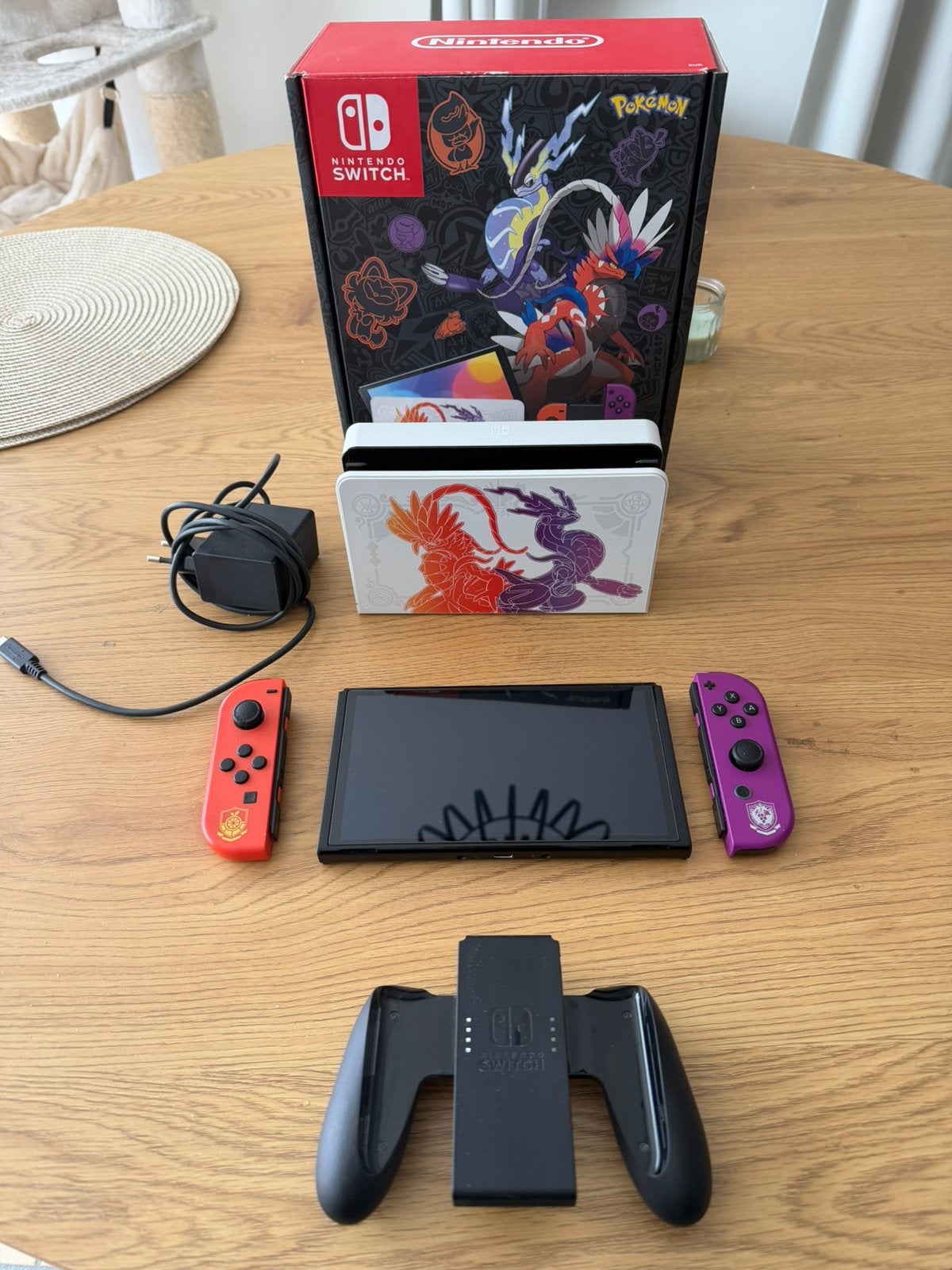 Nintendo Switch Oled Pokemon Scarlet & Violet Edition, Ophalen, Zo goed als nieuw, Met 1 controller, Switch OLED