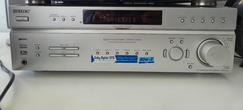 Nette Sony STR-DE497 receiver zilver met org.afst. bediening, Ophalen of Verzenden, Zo goed als nieuw, 60 tot 120 watt, Sony