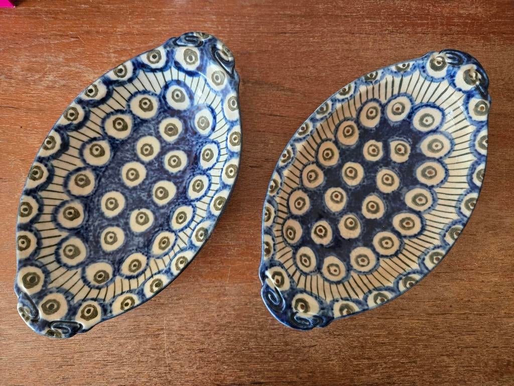 2 Poolse aardewerk schalen, pauwenoog patroon, Antiek en Kunst, Antiek | Keramiek en Aardewerk, Ophalen of Verzenden