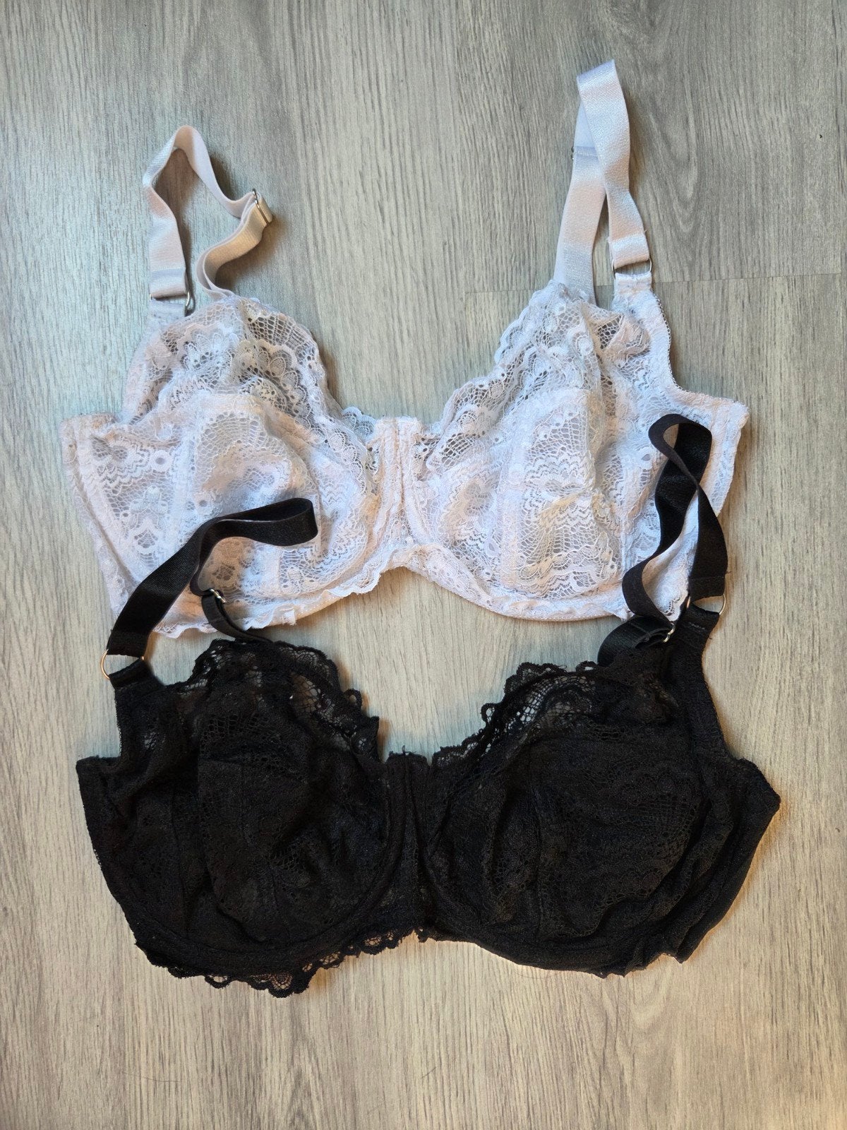 2 Primark BH's - Wit en Zwart - Maat 75H, Kleding | Dames, Primark, Ophalen of Verzenden, Wit, BH