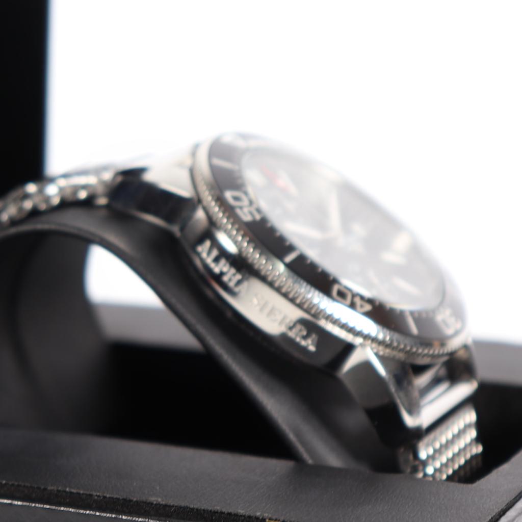 Alpha Sierra Navigator Horloge - A Grade, Alpha Sierra, Gebruikt, https://alphasierrawatches.com/pages/contact, Nobelstraat 31, 3846 CE Harderwijk