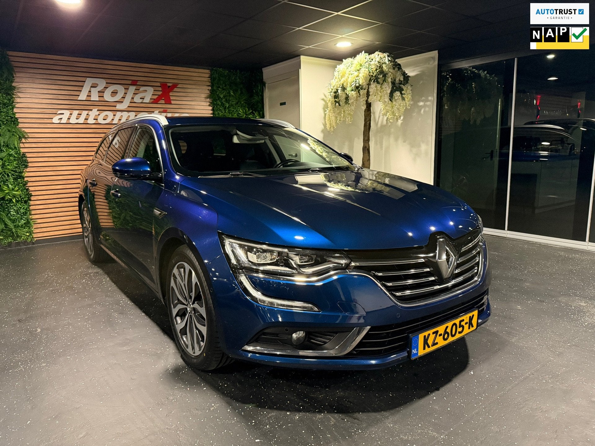 Renault Talisman Estate 1.6 TCe Intens 4 CONTROLE - BOSE - S, 1618 cc, Gebruikt, 4 cilinders, Blauw