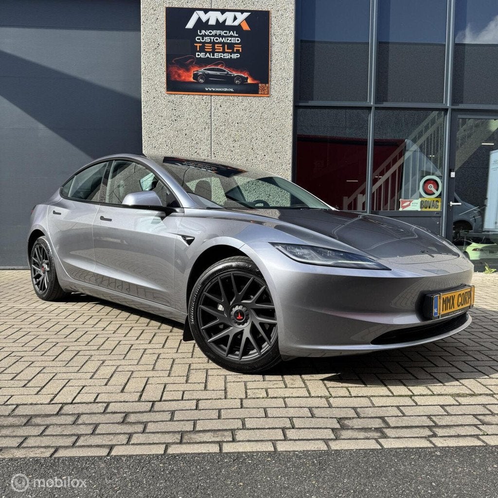 Tesla Model 3 Standard Range HIGHLAND + MMX PACK, Auto's, Tesla, Automaat, Achterwielaandrijving, Gebruikt, Zwart