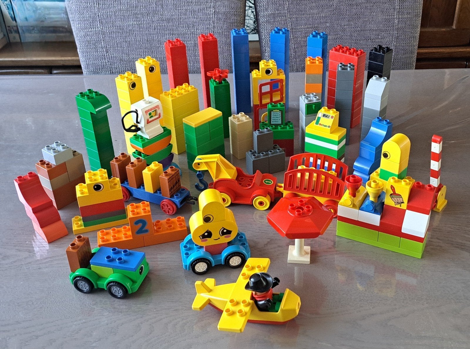 Uitgebreide set duplo met veel bouwstenen en onderdelen., Ophalen, Zo goed als nieuw, Duplo