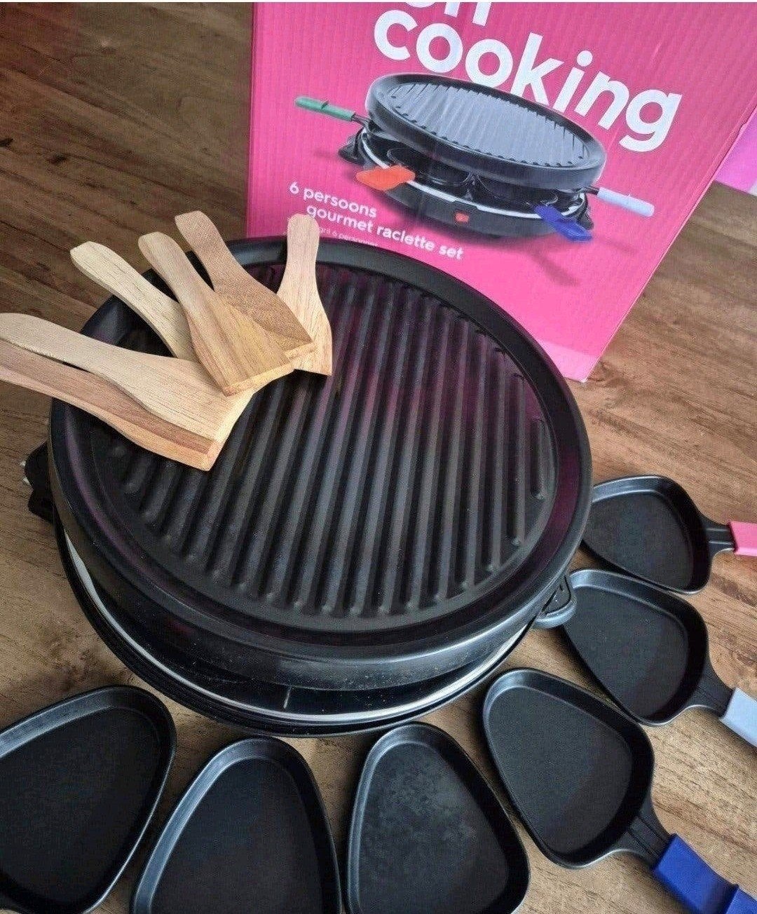 Hema gourmetstel 6 persoons kerst sinterklaas, Ophalen, Gebruikt, 4 t/m 7 personen
