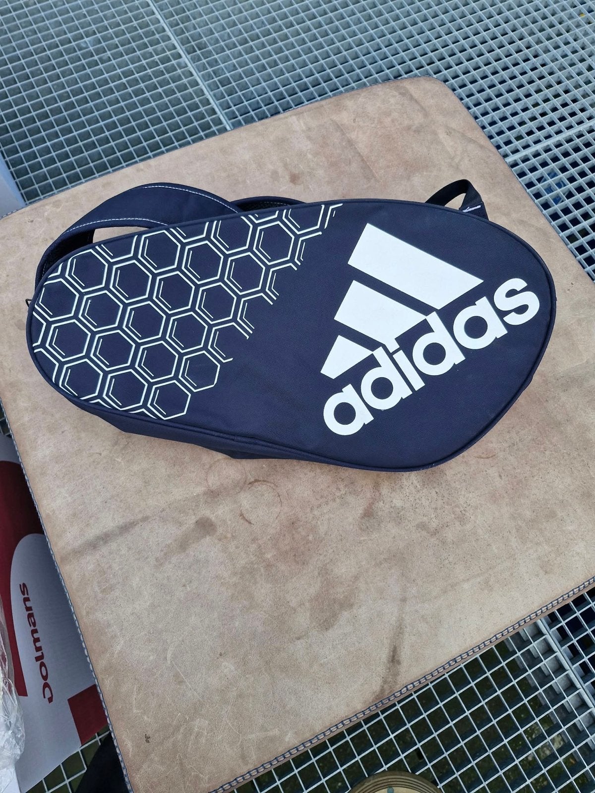 Adidas Padel Tas - Ideaal voor Padelracket en Accessoires, Sport en Fitness, Ophalen, Nieuw, Padeltas