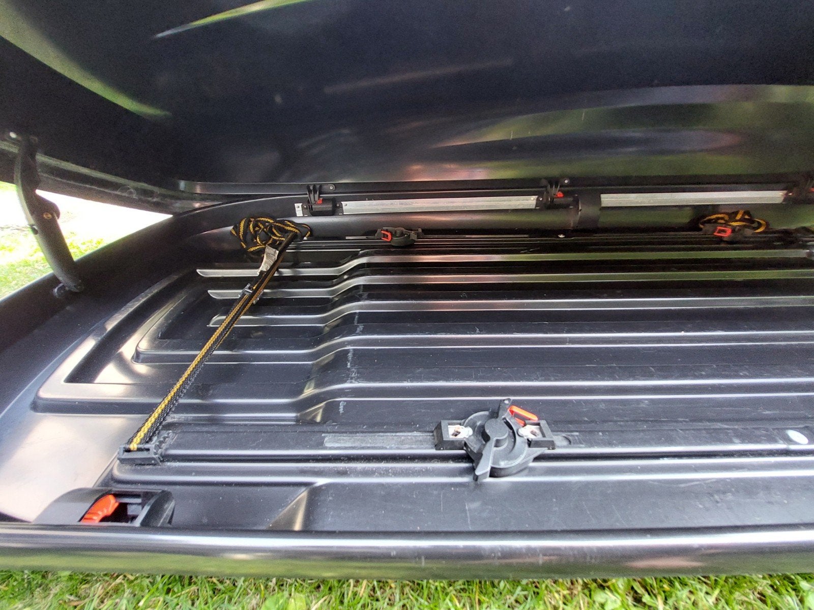 hapro carver dakbox dakkoffer 8.5 550 liter grijs, Auto diversen, Ophalen, Gebruikt