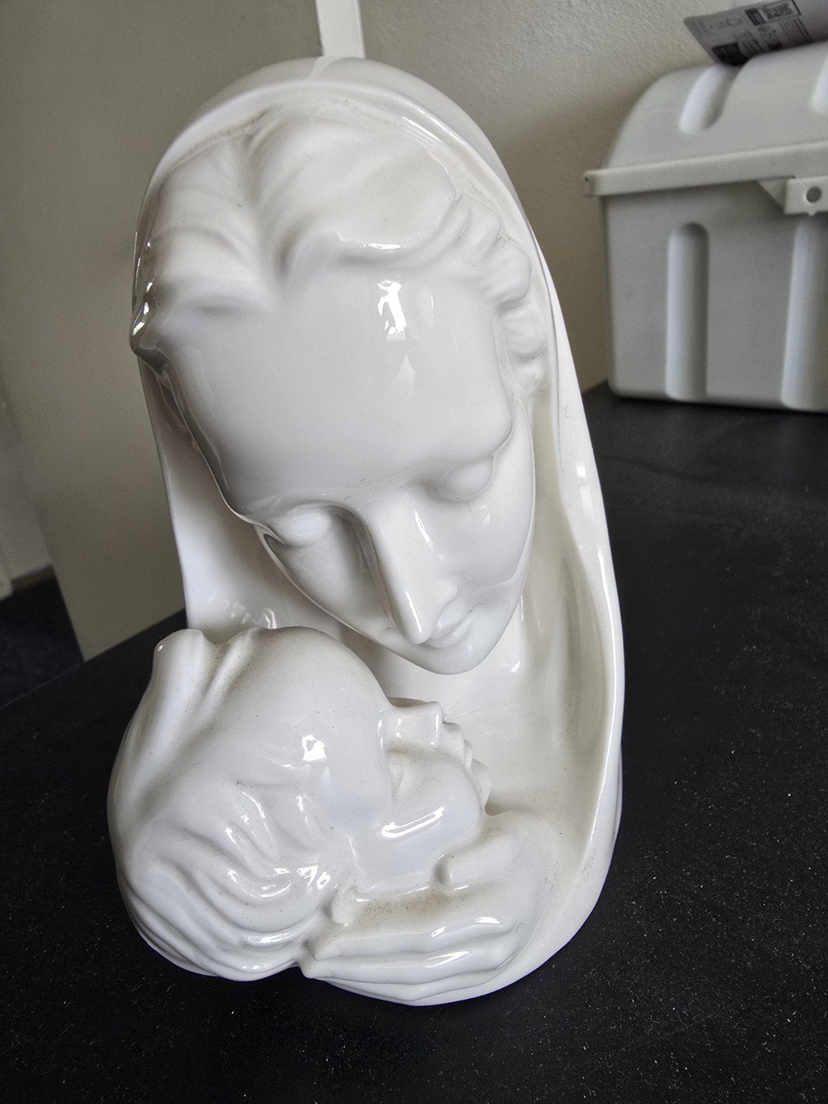 Beeldje Maria met kind - Wit keramiek, Antiek en Kunst, Ophalen