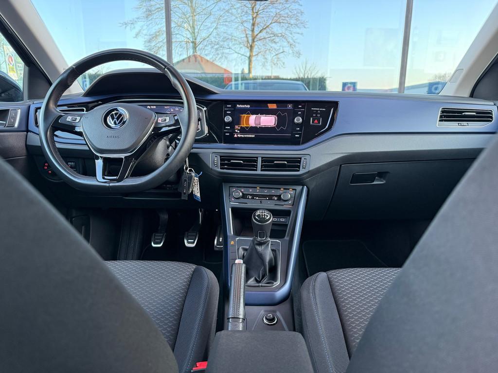 Volkswagen Polo 1.0 TSI 110pk Highline - Climate - Virt.Cock, Auto's, Voorwielaandrijving, Gebruikt, 1081 kg, Leder en Stof