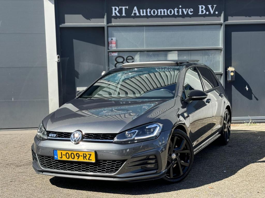 Volkswagen Golf 2.0 TDI Pano / LED GTD Automaat, Auto's, Volkswagen, Gebruikt, Euro 6, Bedrijf, Diesel