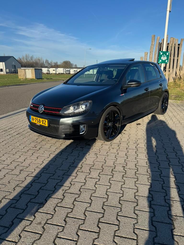Volkswagen Golf 2.0 GTI 155KW DSG 2011 Zwart, Auto's, Volkswagen, 4 cilinders, Zwart, 14 km/l, Bedrijf
