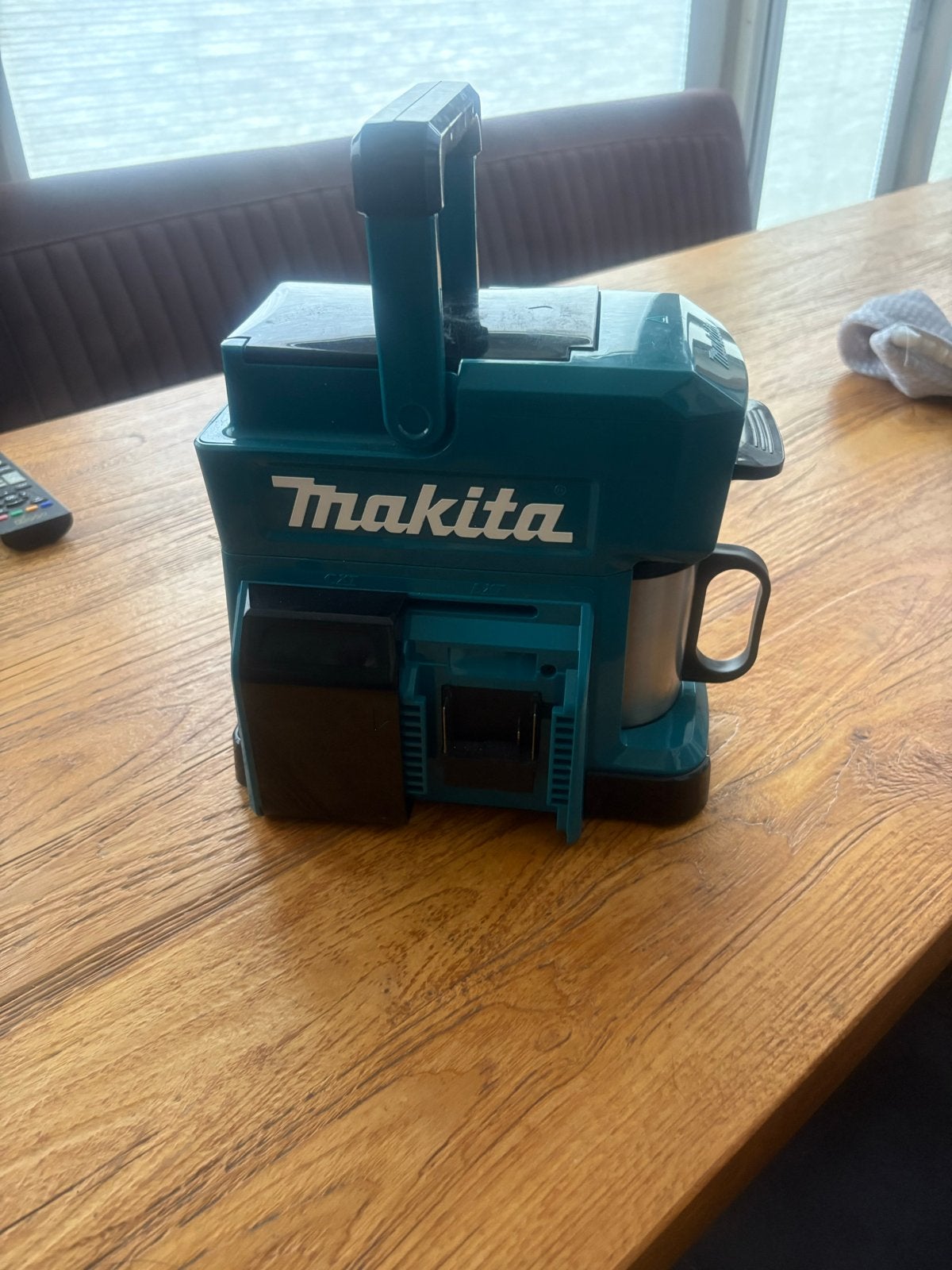 Makita Mobiel Koffiezetapparaat -Pads, Ophalen, Gebruikt, Koffiemachine, Gemalen koffie