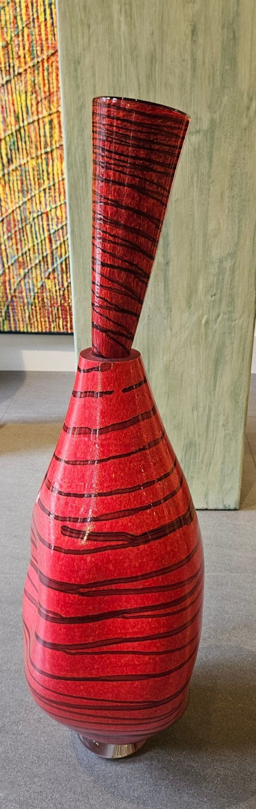 Design vaas Ioan Nemtoi origineel gesigneerd handgemaakt, Antiek en Kunst, Kunst | Designobjecten, Vaas, Rood, Handgemaakt, 70 cm
