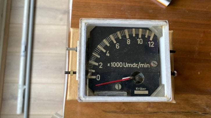 Eerste model krober toerenteller, Ophalen of Verzenden