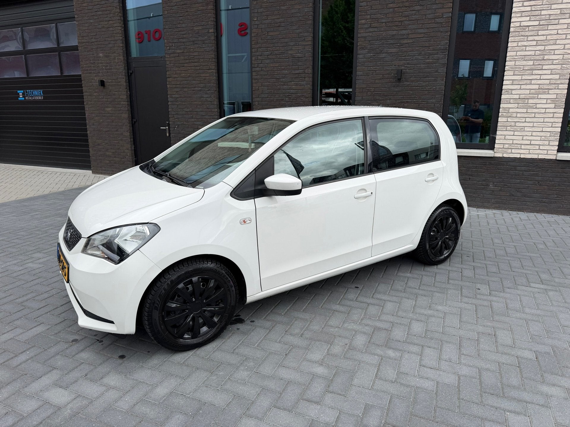 SEAT Mii