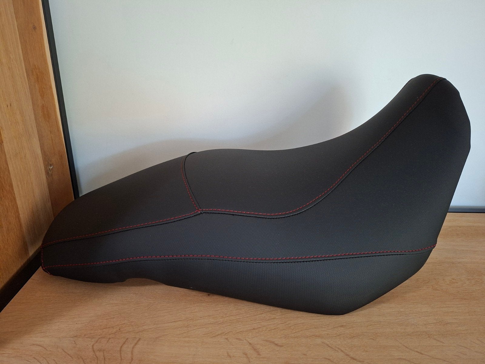 TE KOOP DIVERSE V-Strom zadel, Motoren, Ophalen of Verzenden, Gebruikt