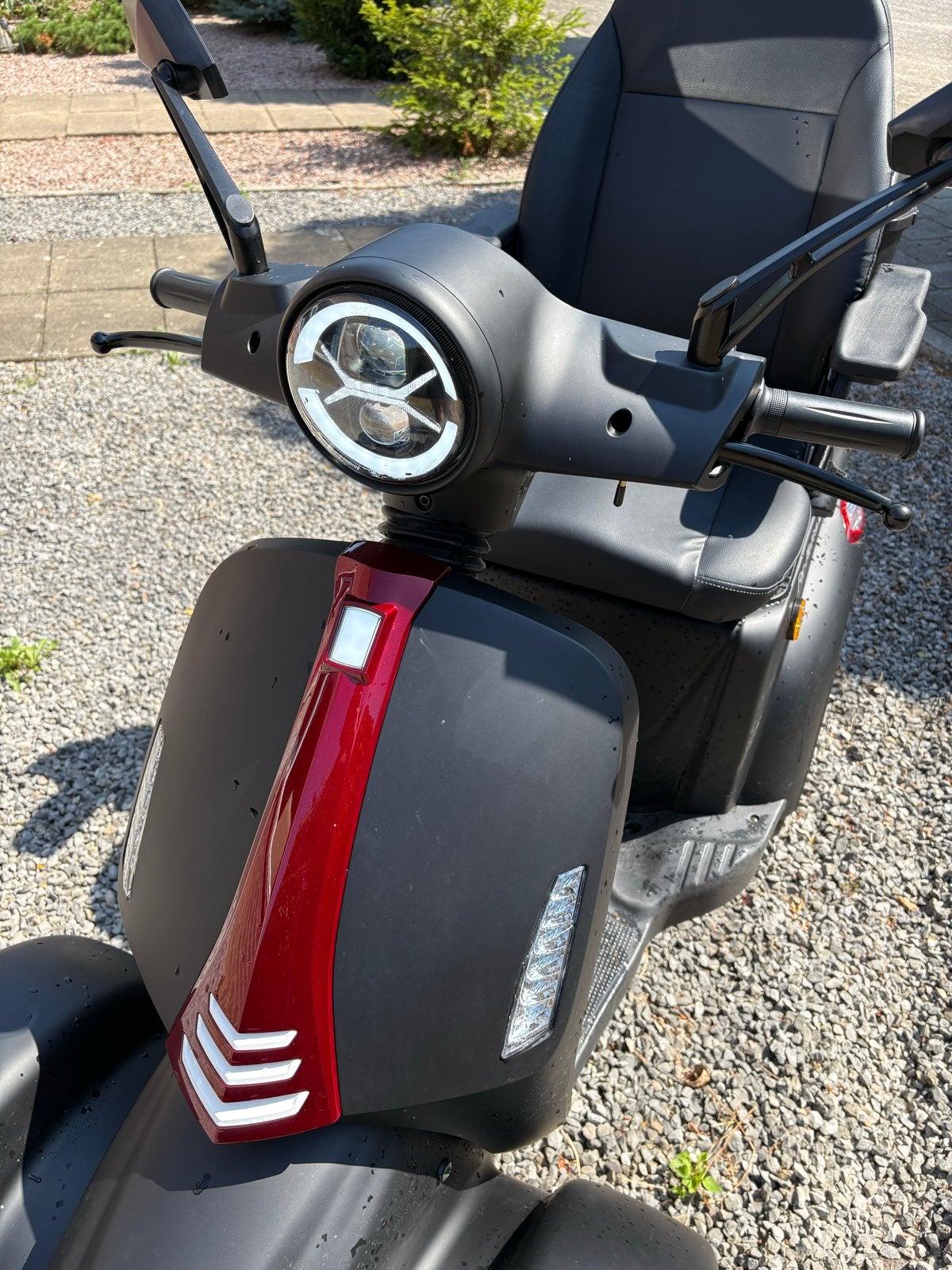 4-wiel aangedreven scootmobiel 2025, Ophalen, Zo goed als nieuw, 46 km of meer, 16 km/u of meer
