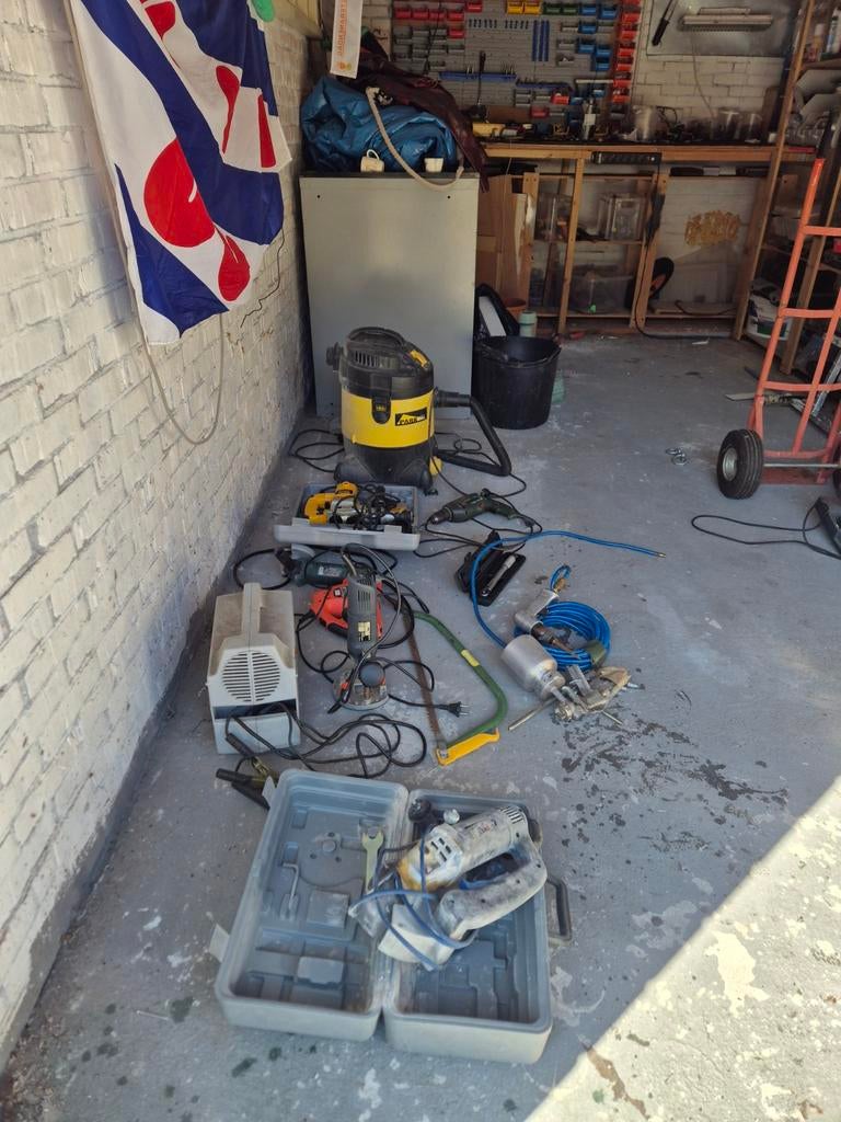 Garageopruiming, Ophalen, Boormachine